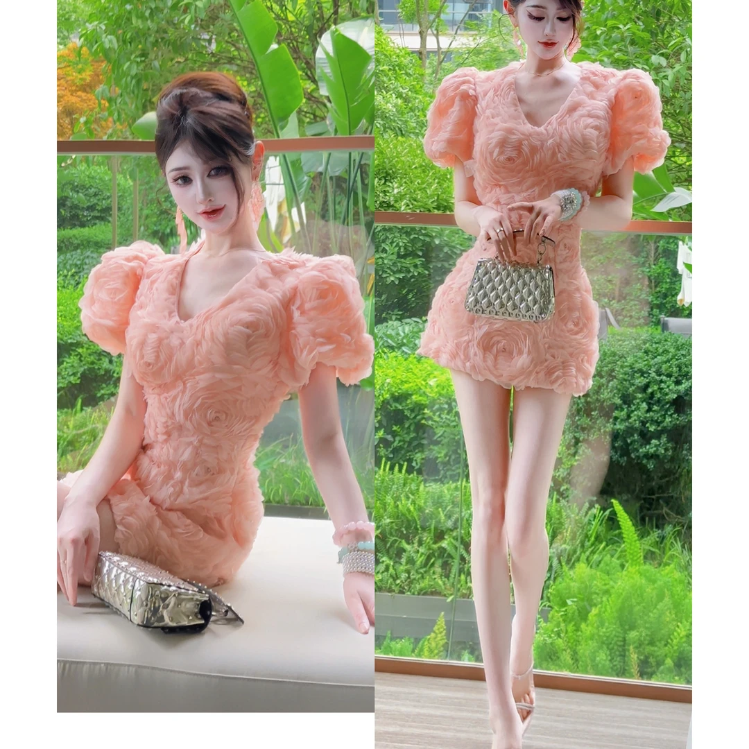 郁儿baby【半熟蜜桃】法式玫瑰花朵泡泡袖收腰连衣裙（要穿打底裤！）