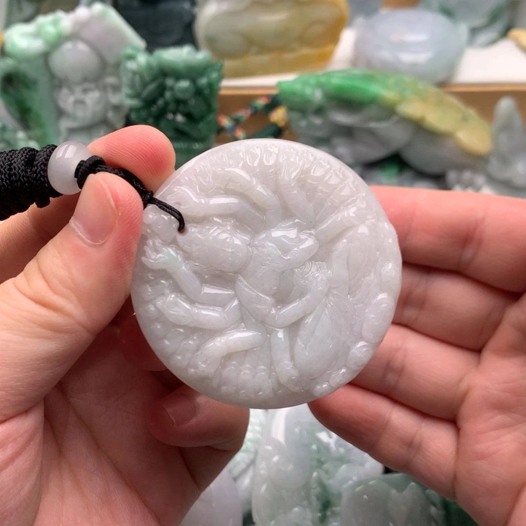 吊坠(不含链)未镶嵌翡翠