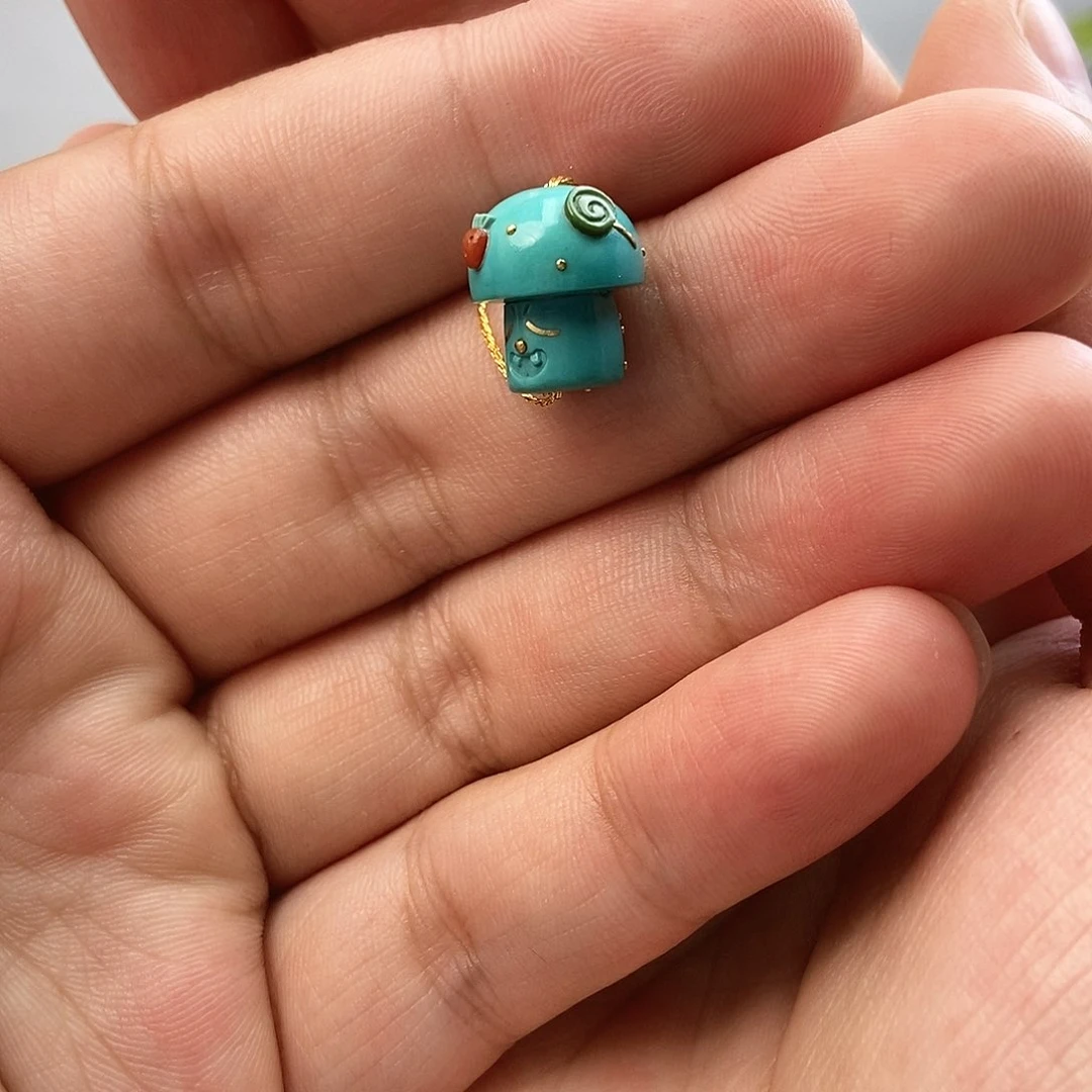 未镶嵌绿松石珠宝奇石