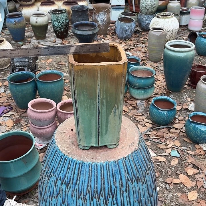 高度27厘米口14厘米瑕疵