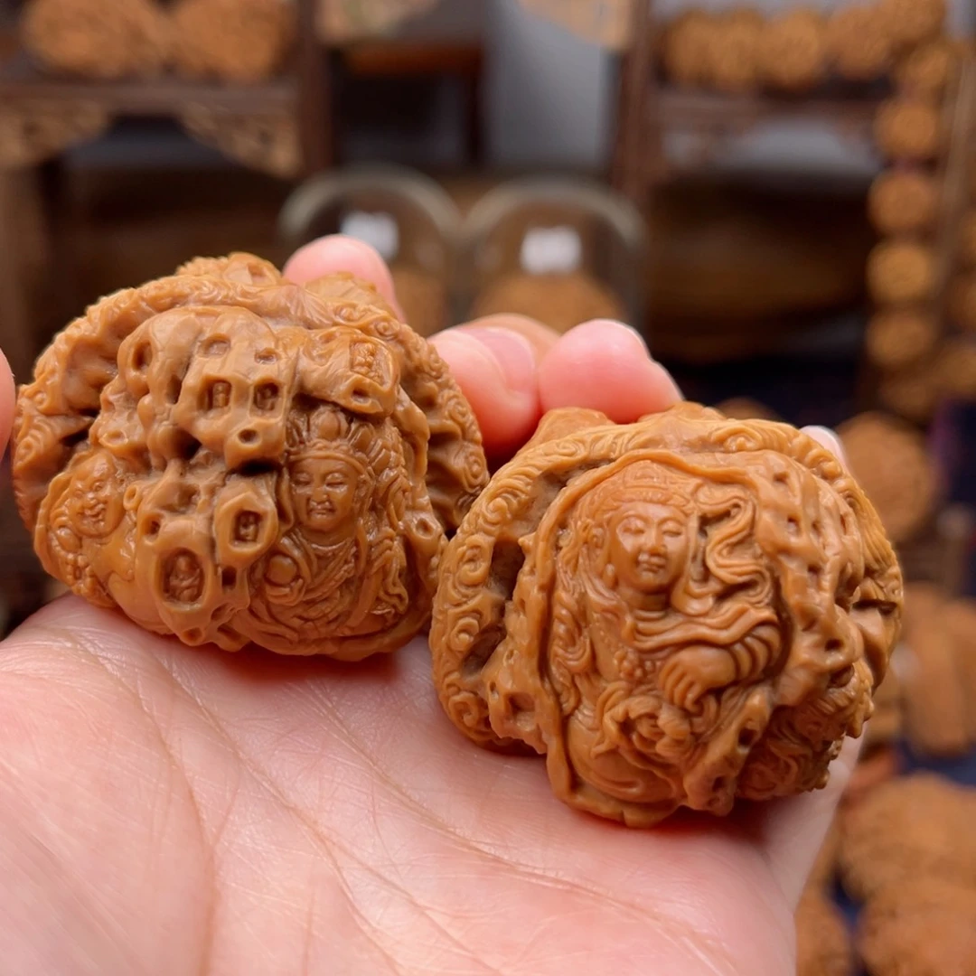 核桃把件恭*有点瑕疵，不退换