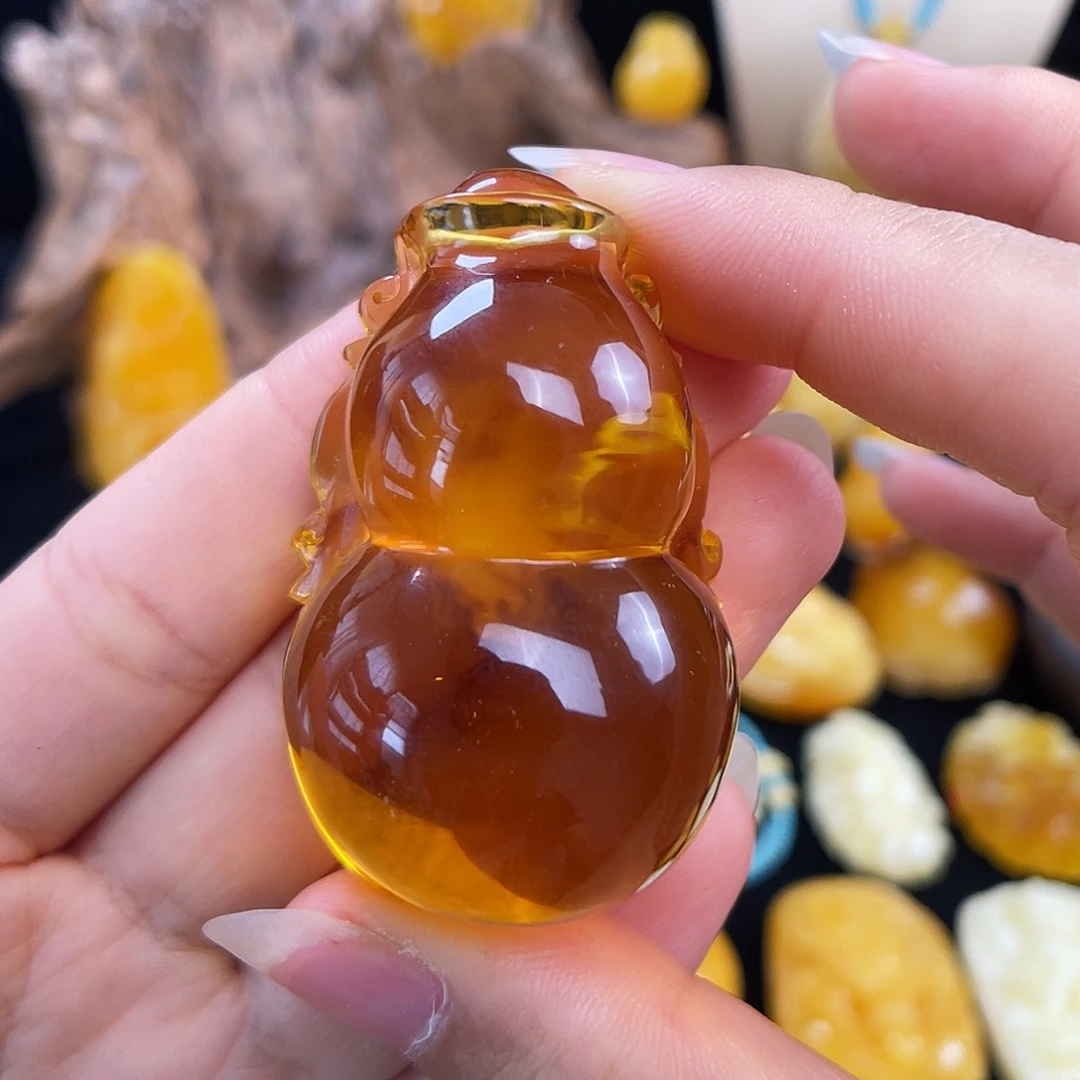 琥珀未镶嵌珠宝奇石