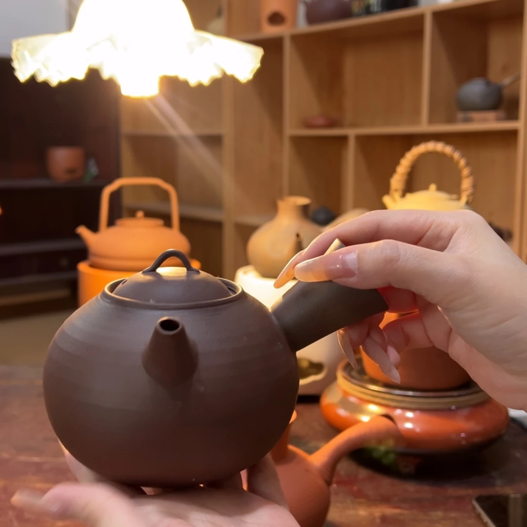 陶紫泥小珍珠侧把壶500cc