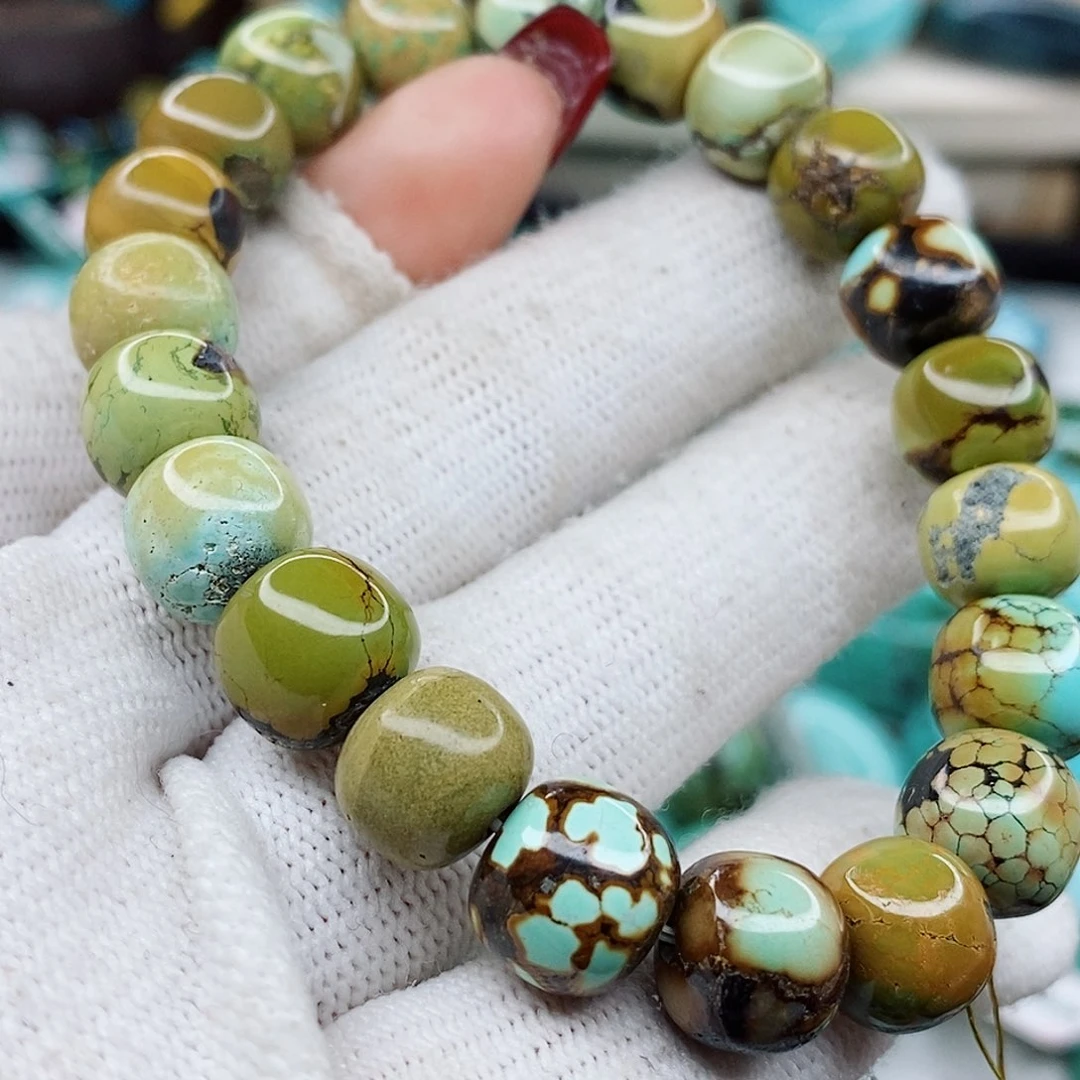 绿松石颈饰未镶嵌