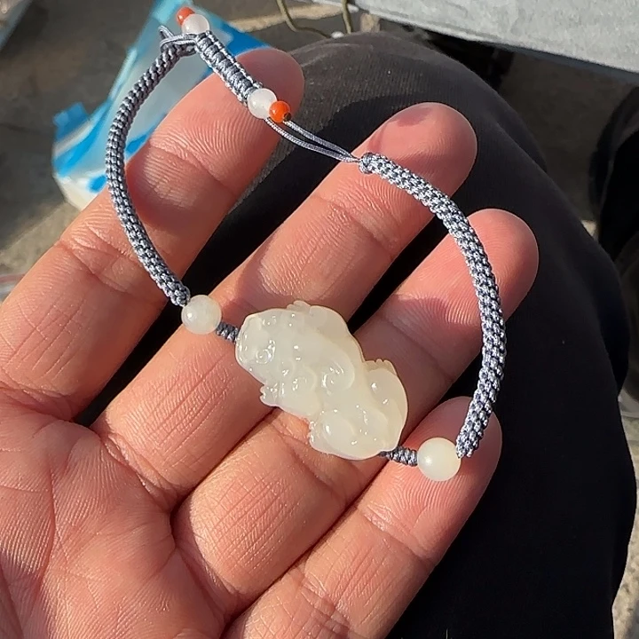 和田玉颈饰未镶嵌