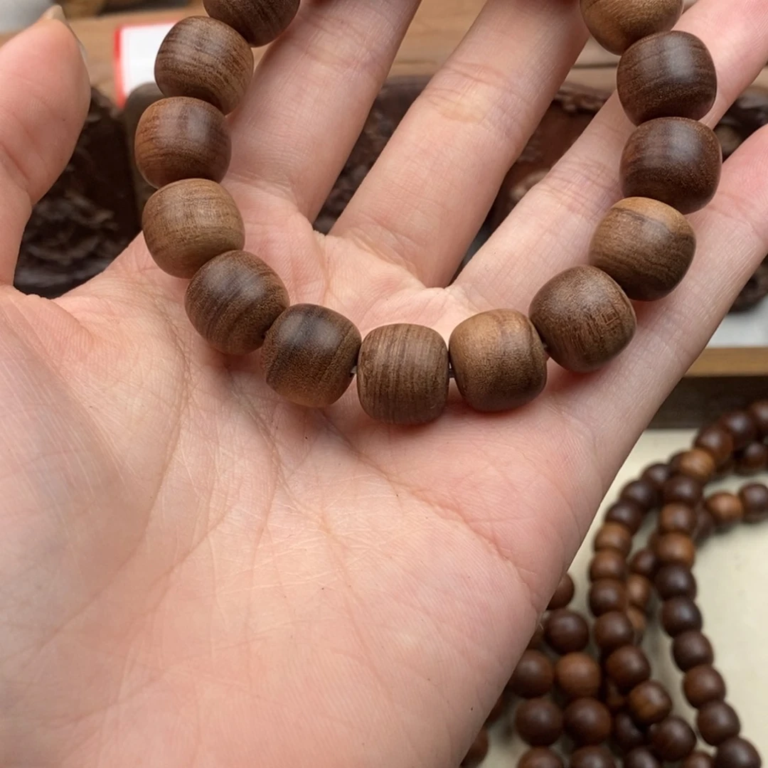 檀香木手串/手链勇**境老山檀奶香12×13