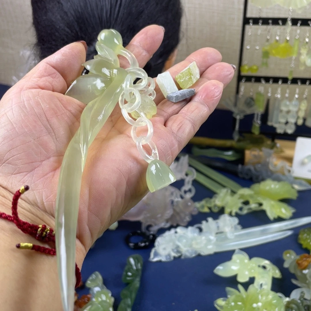 *****蛇纹石玉未镶嵌发饰