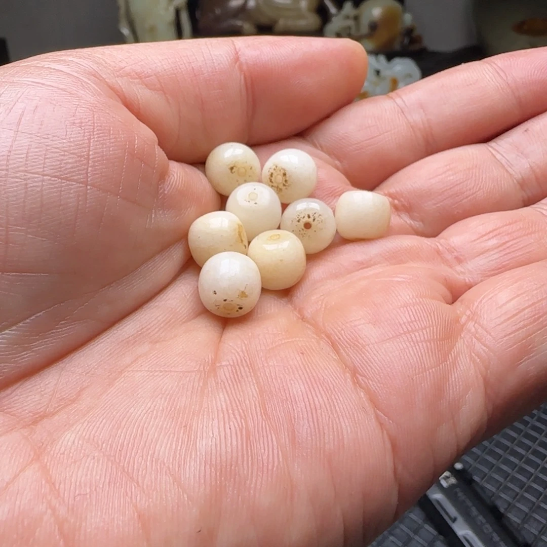 润***泽和田玉未镶嵌挂件