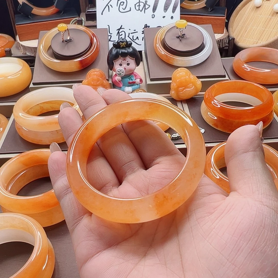 醉***缘石英质玉（黄龙玉）未镶嵌手镯福利