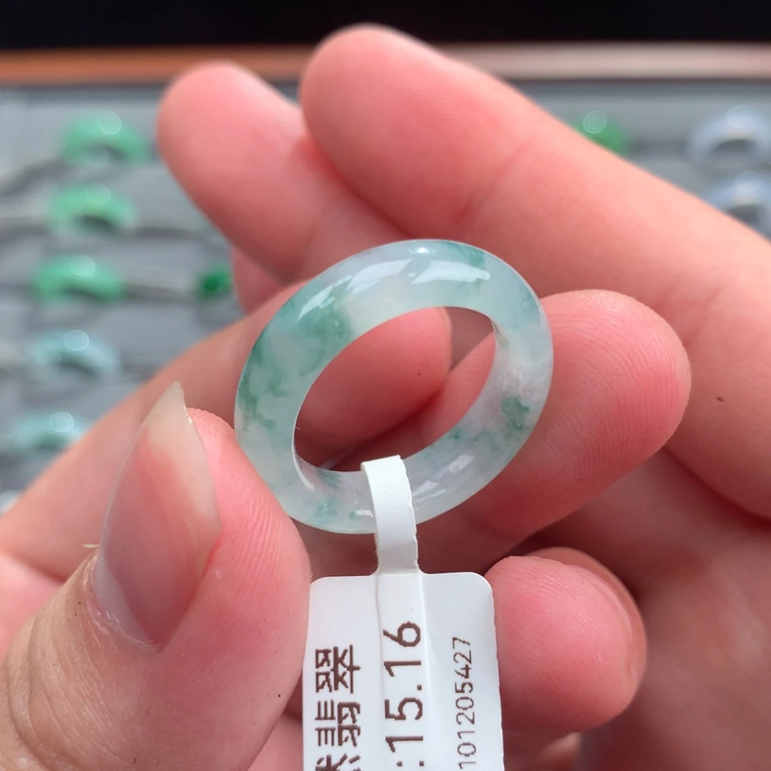 翡翠戒指未镶嵌天然