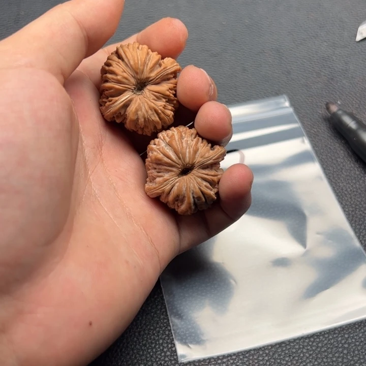 文玩核桃吊坠清*27核桃