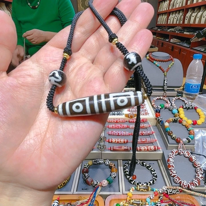 未镶嵌玛瑙/玉髓珠宝奇石