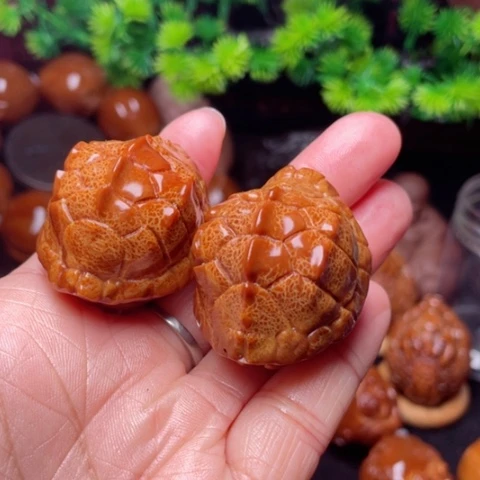 【闪购商品】手串/手链橄榄核龙脊富甲手球