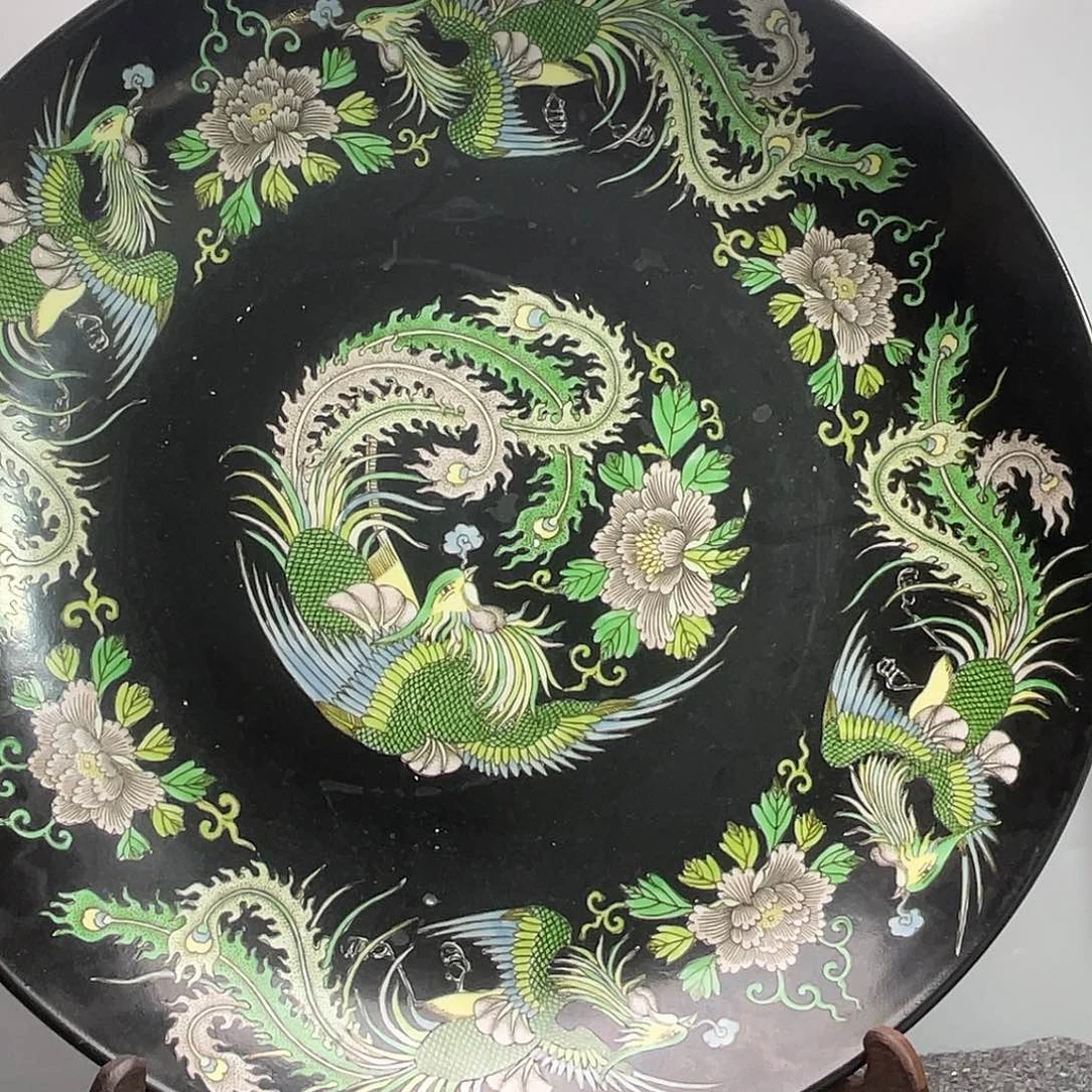 瓷素三彩九凤赏盘一个