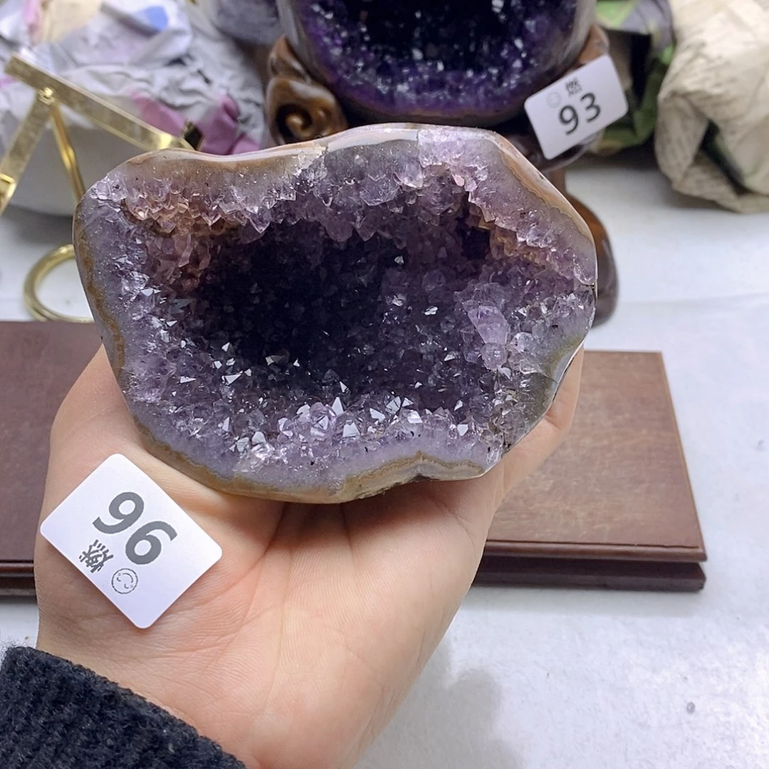 紫晶大型摆件（非配饰）未镶嵌