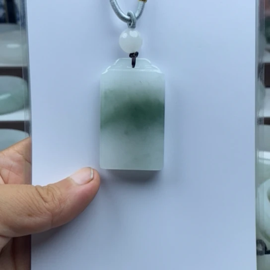 未镶嵌手镯石英质玉（金丝玉）