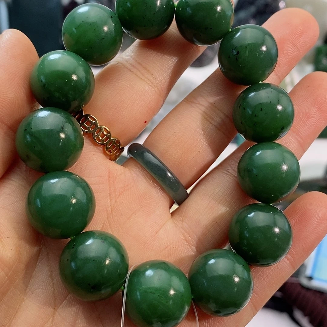 和田玉（糖玉）颈饰足铂镶嵌