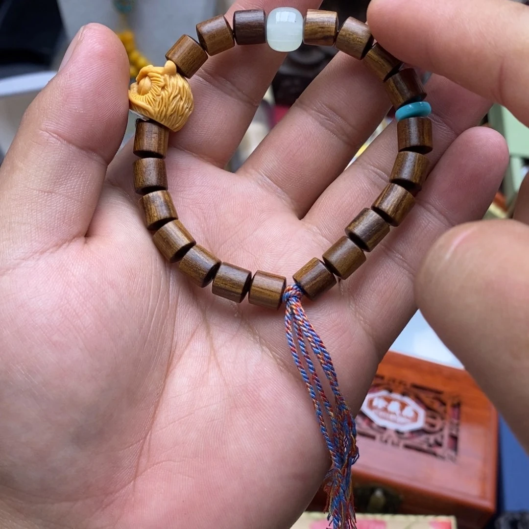 大叶紫檀（黑酸枝木类）