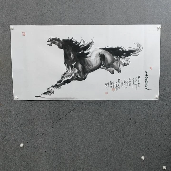 国画狼水墨写意马图单骏马图