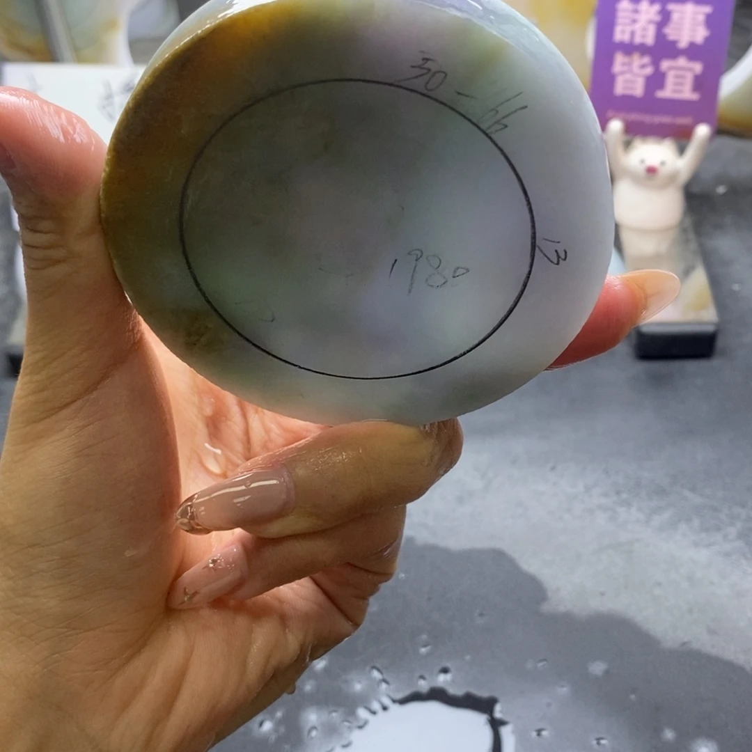 定制翡翠未镶嵌翡翠手镯