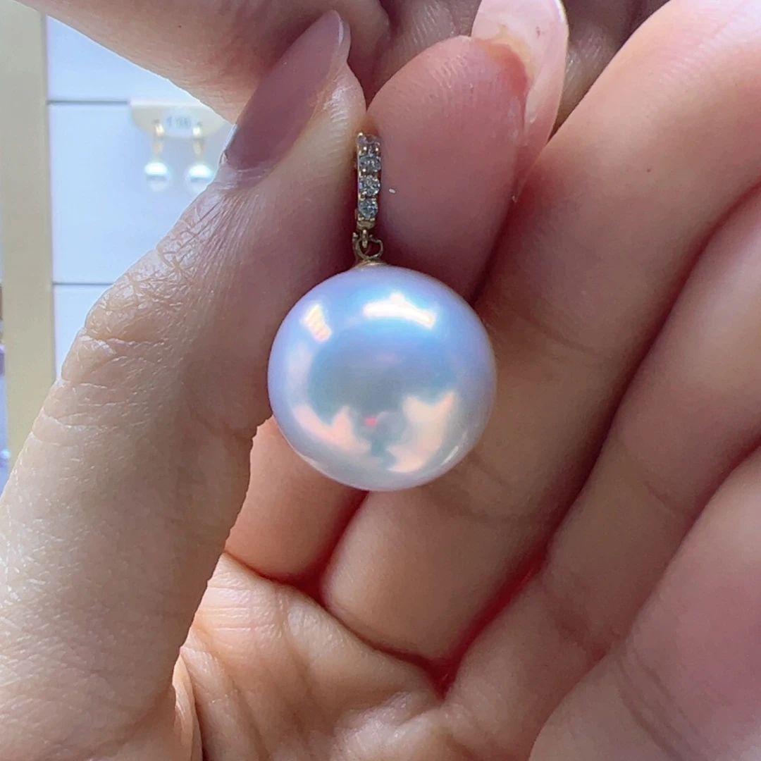 淡水珍珠颈饰18K金镶嵌