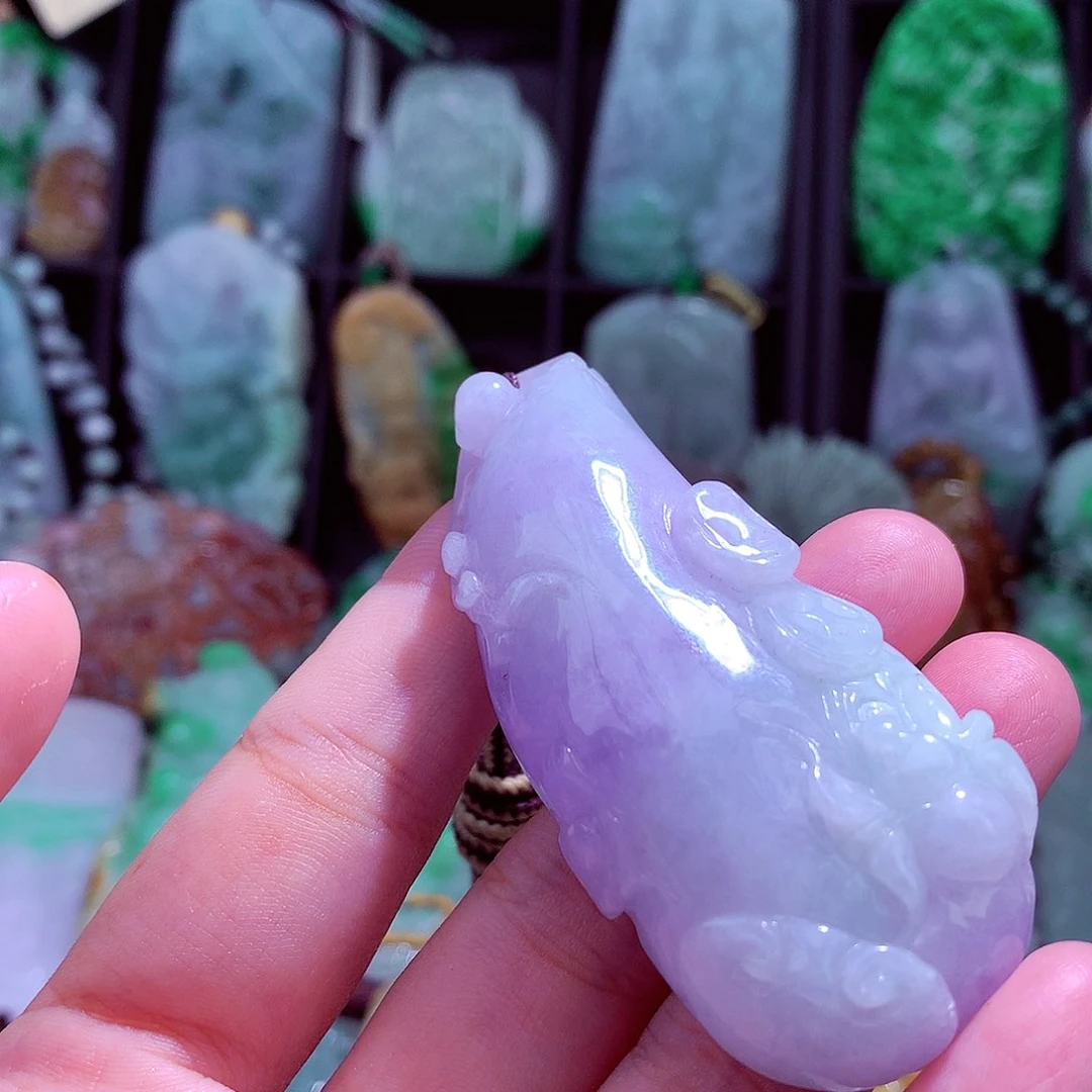 颈饰未镶嵌翡翠天然