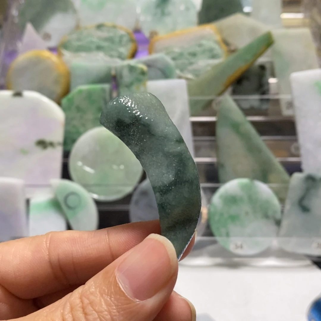 翡翠散珠翡翠outfhirdch