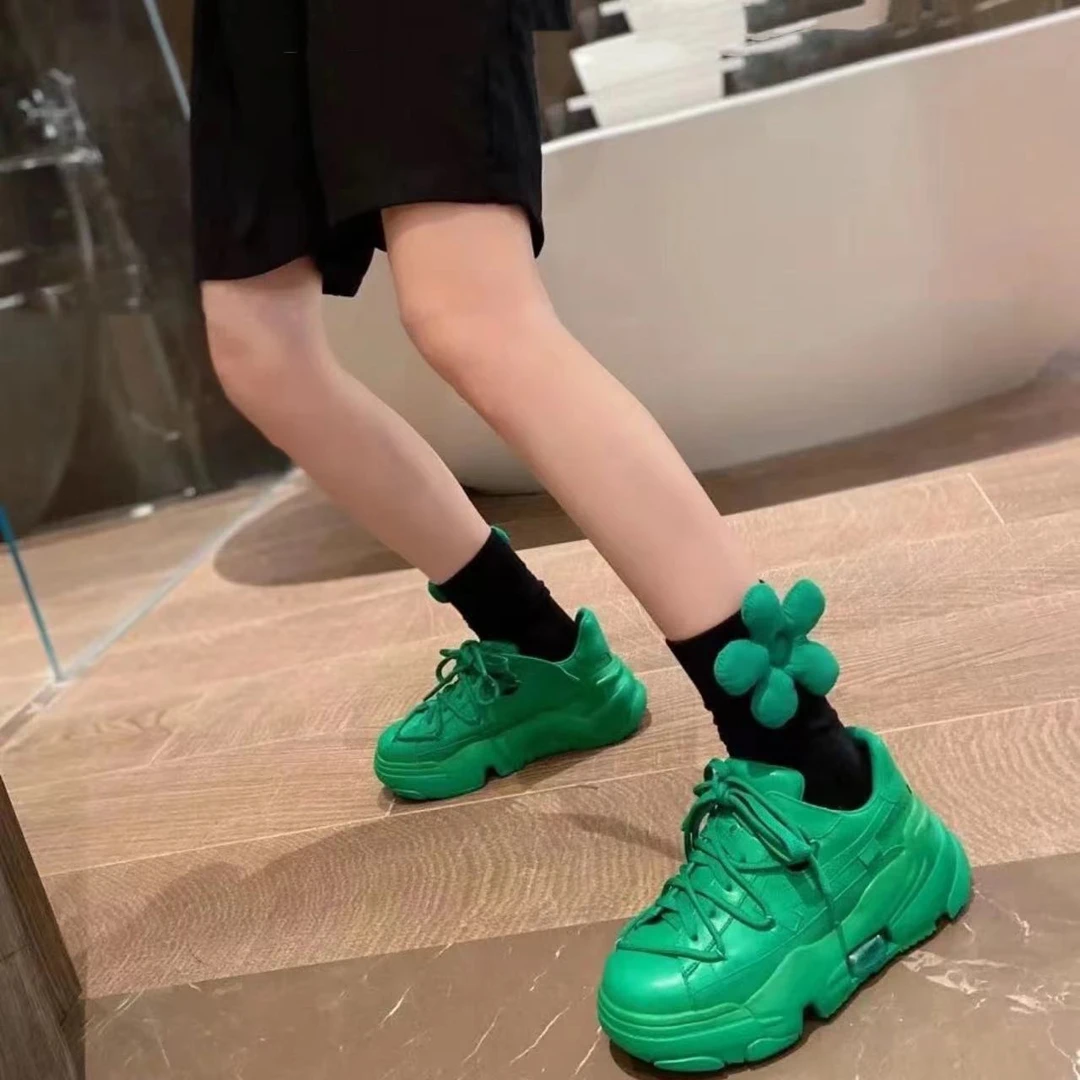 现货C1｜真皮升级打孔羊里垫休闲鞋女｜半码拍小｜5167