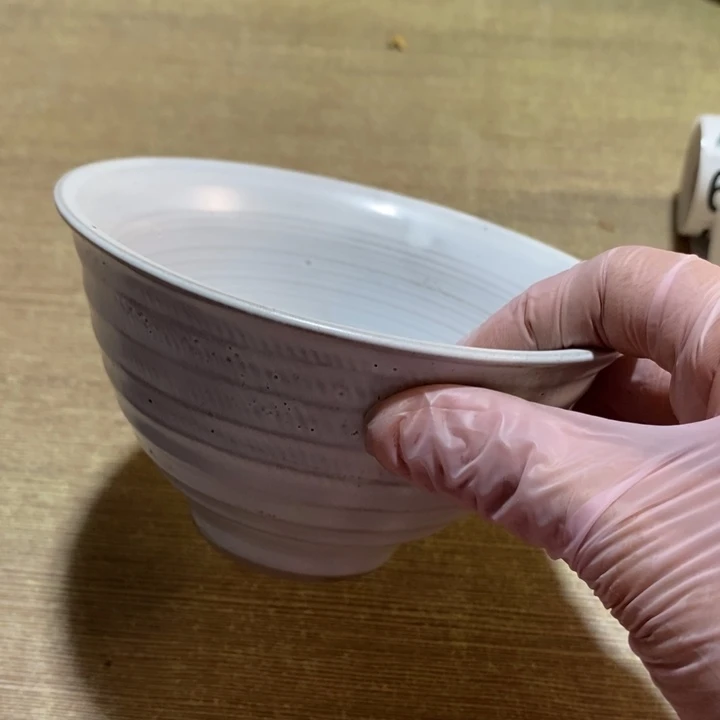 瓷片白粉引斗笠盏有气泡