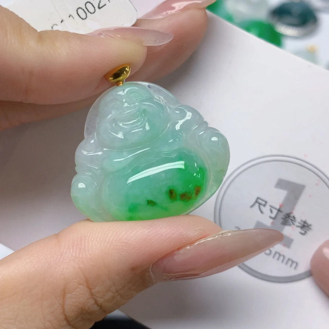 颈饰18K金镶嵌翡翠
