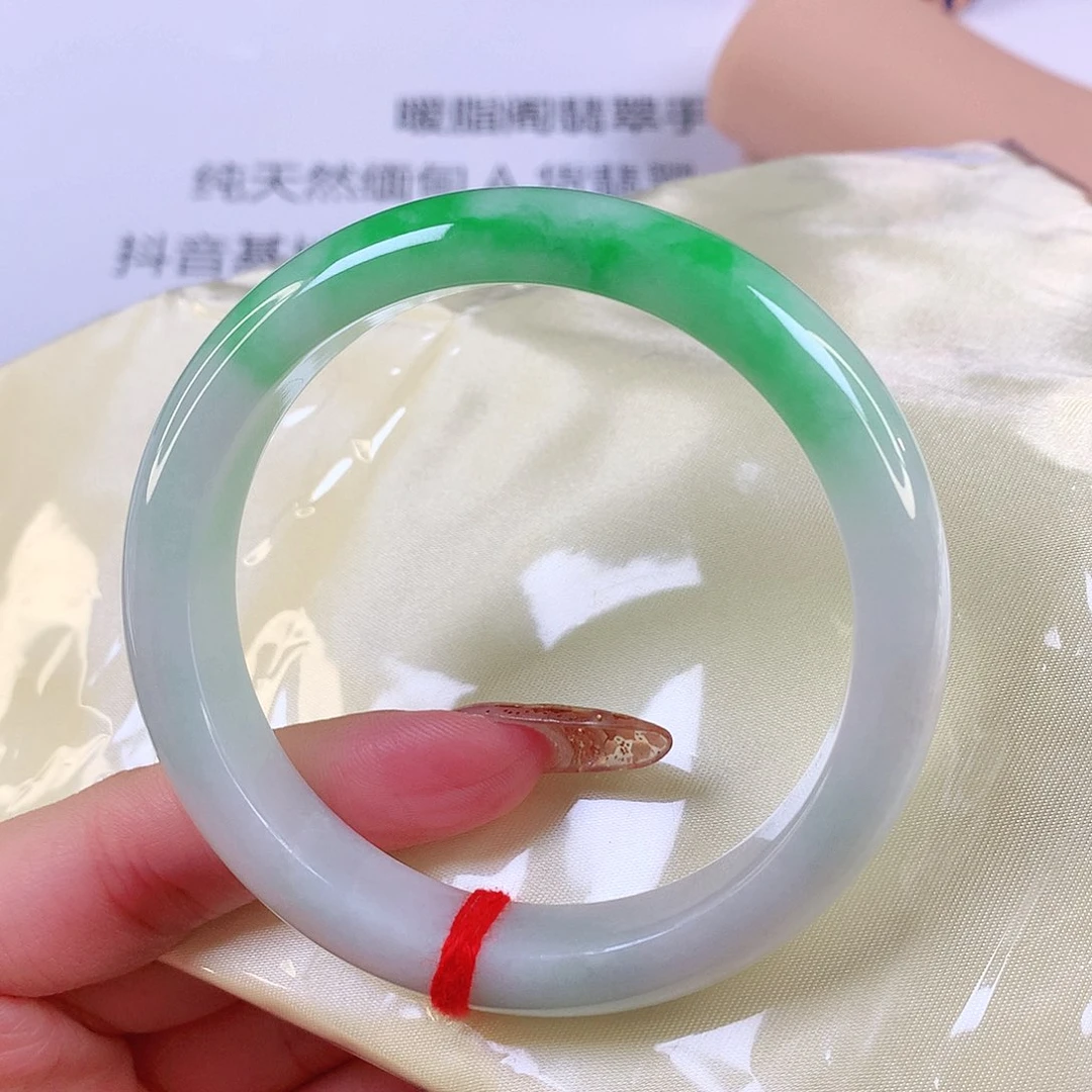 翡翠手镯未镶嵌缅甸天然1712