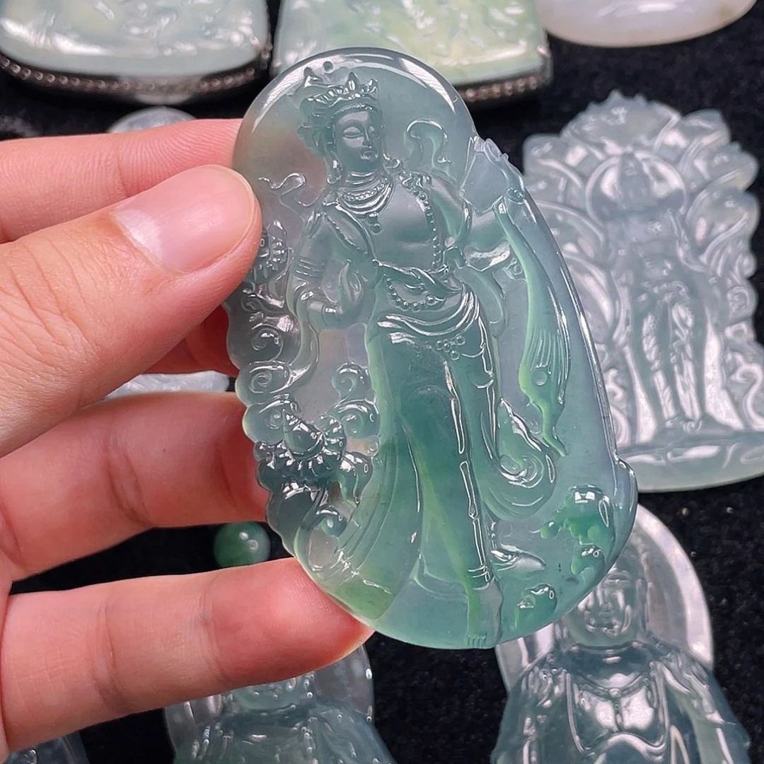 颈饰未镶嵌翡翠6，