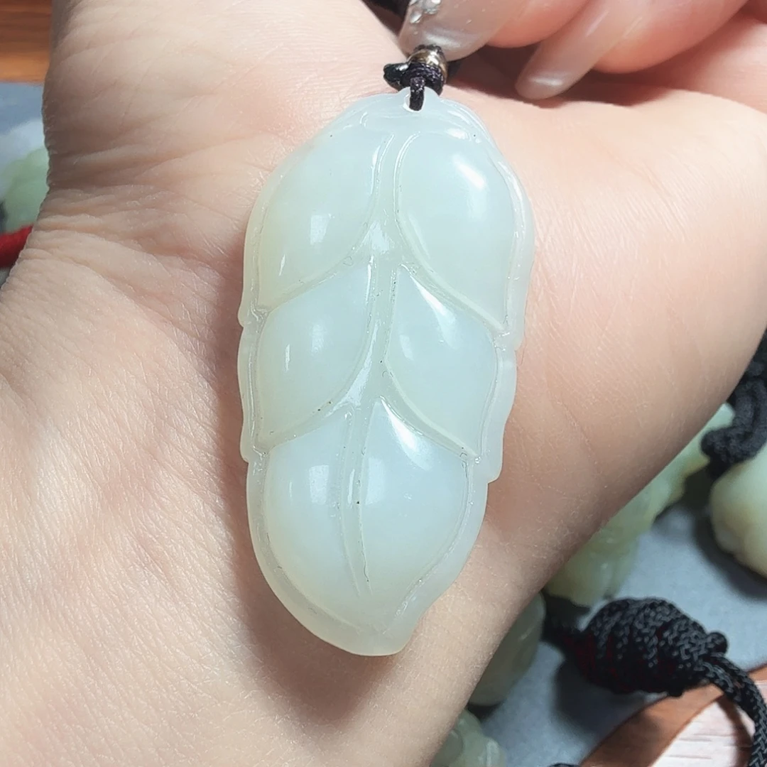 项链未镶嵌和田玉