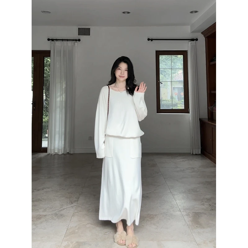 郭九九呢 羊毛桑蚕丝慵懒圆领宽松显瘦上衣高腰半身裙 G925Z15928