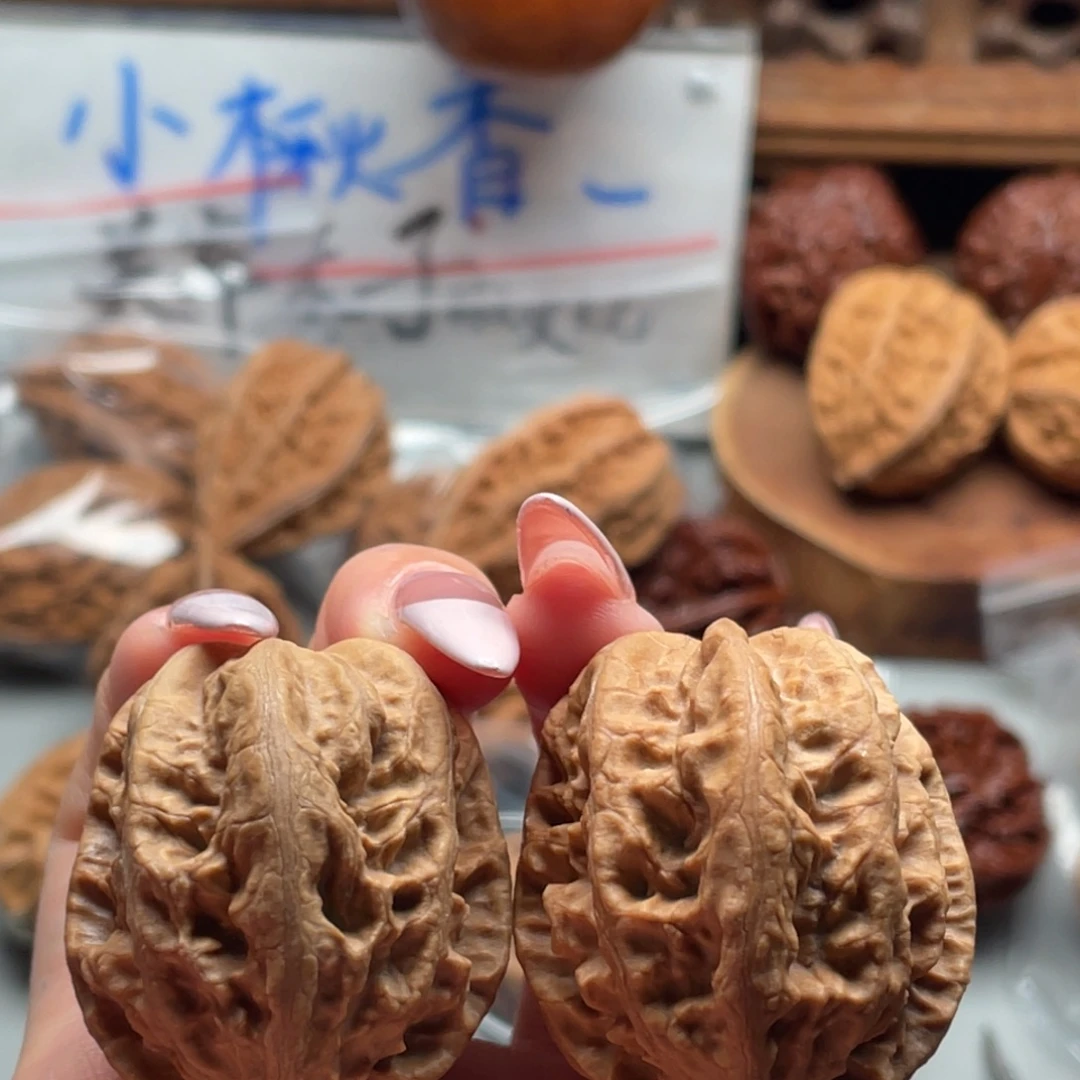 把件文玩核桃小楸香53