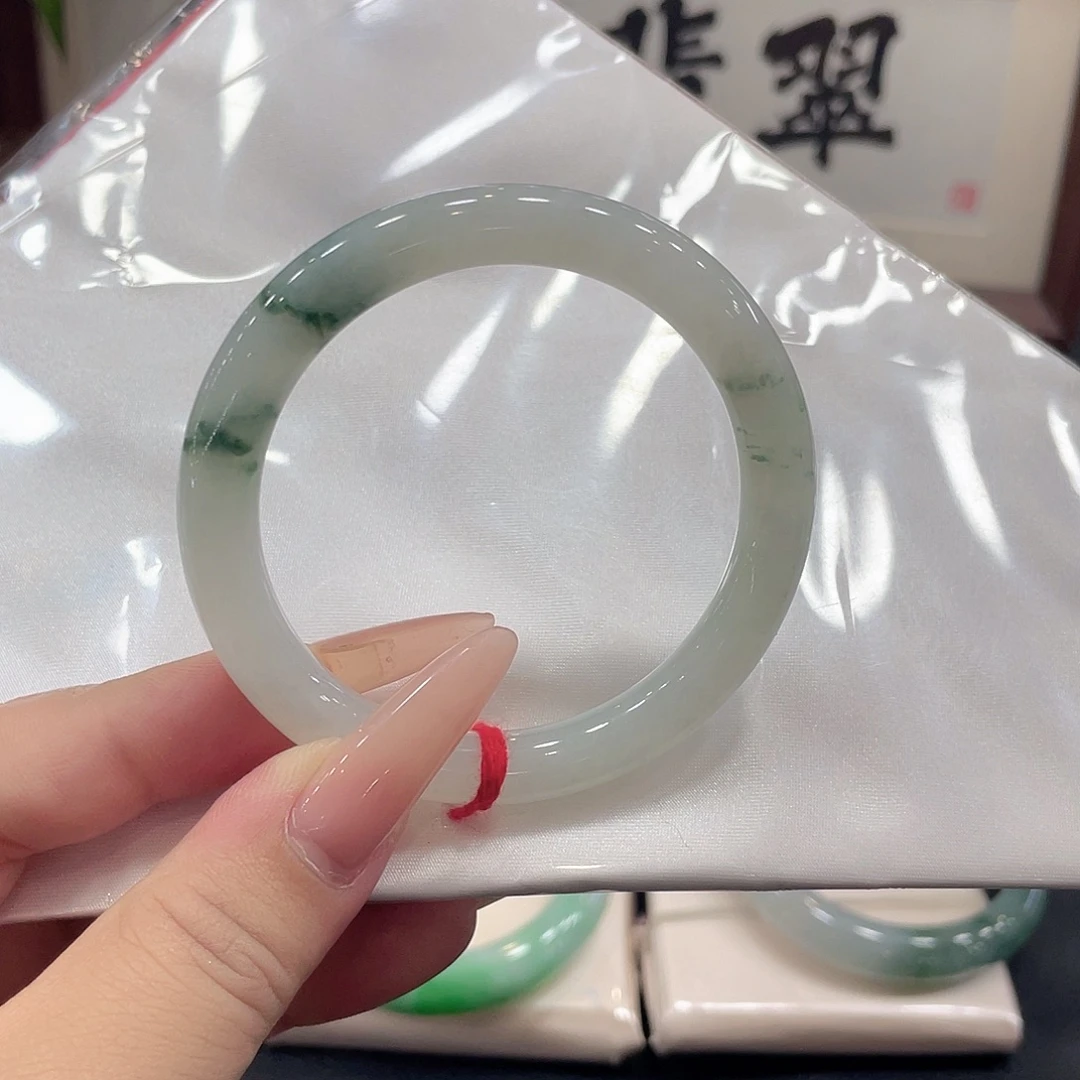 翡翠未镶嵌手镯天然缅甸翡翠3