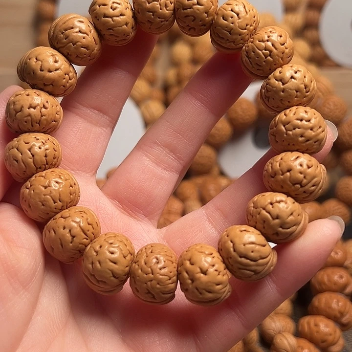 桃核吊坠桃核手串树王纽扣16