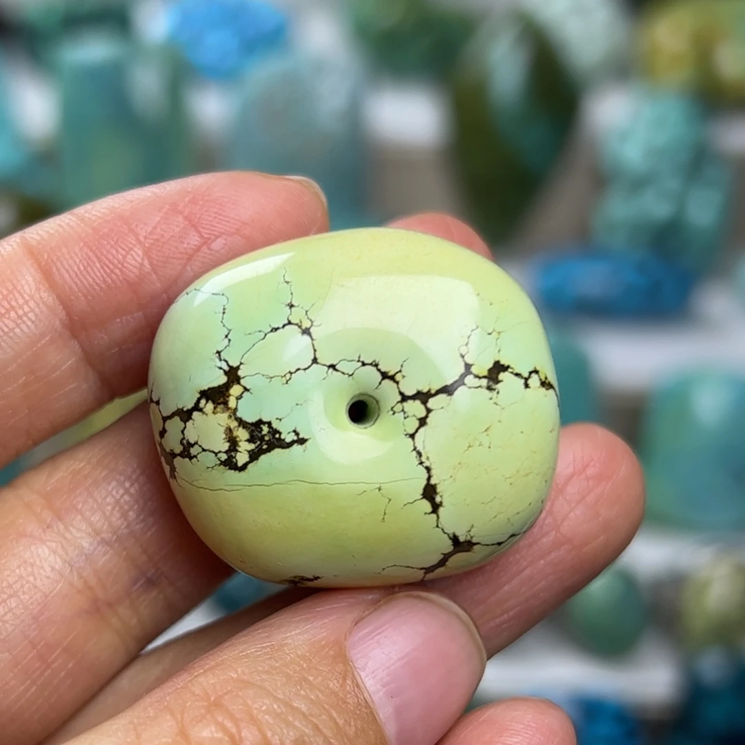 绿松石未镶嵌天然原矿绿松石