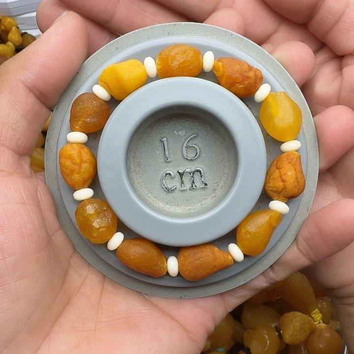 琥珀未镶嵌裸石天然蜜蜡手串