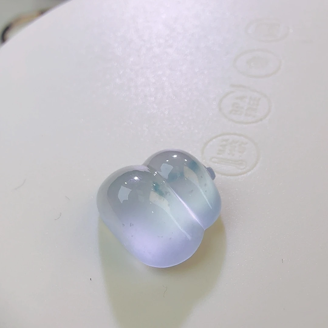 翡翠裸石高冰飘花葫芦