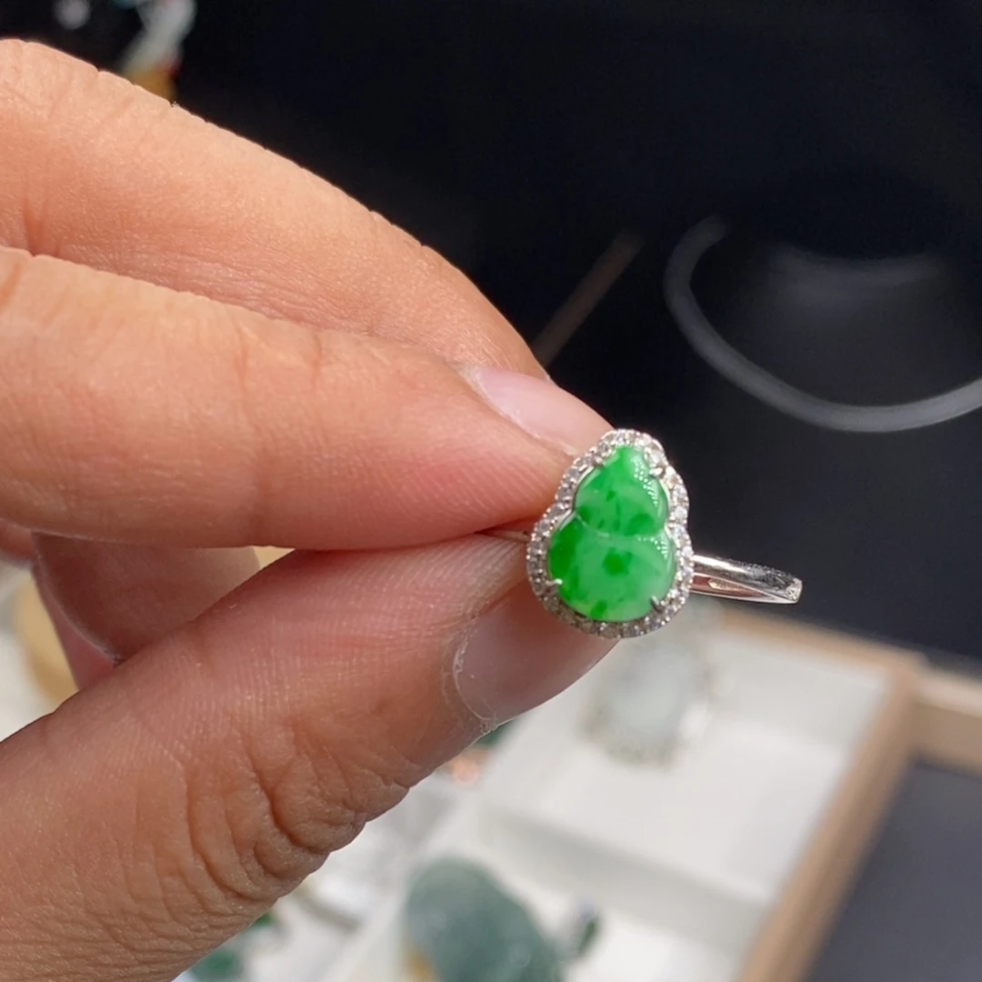 翡翠银S925镶嵌戒指葫芦戒指