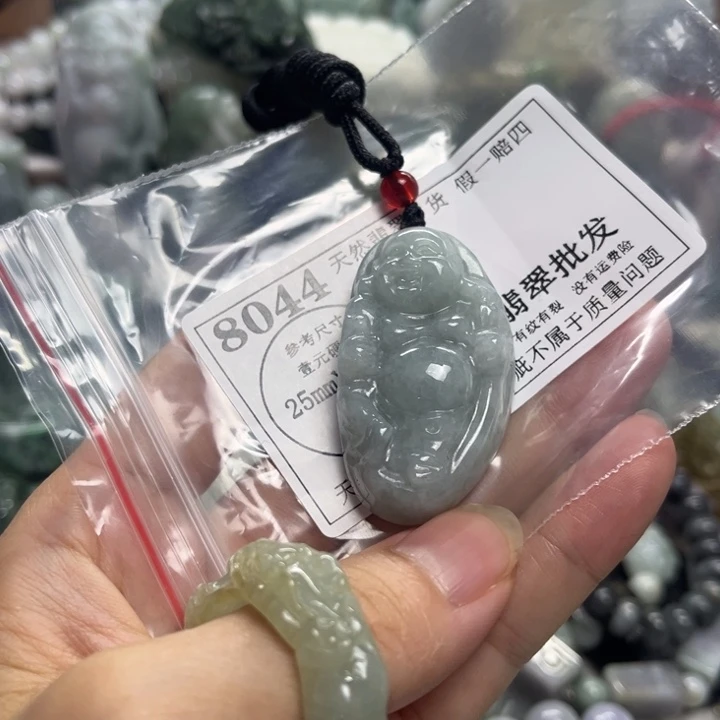 翡翠未镶嵌颈饰8044