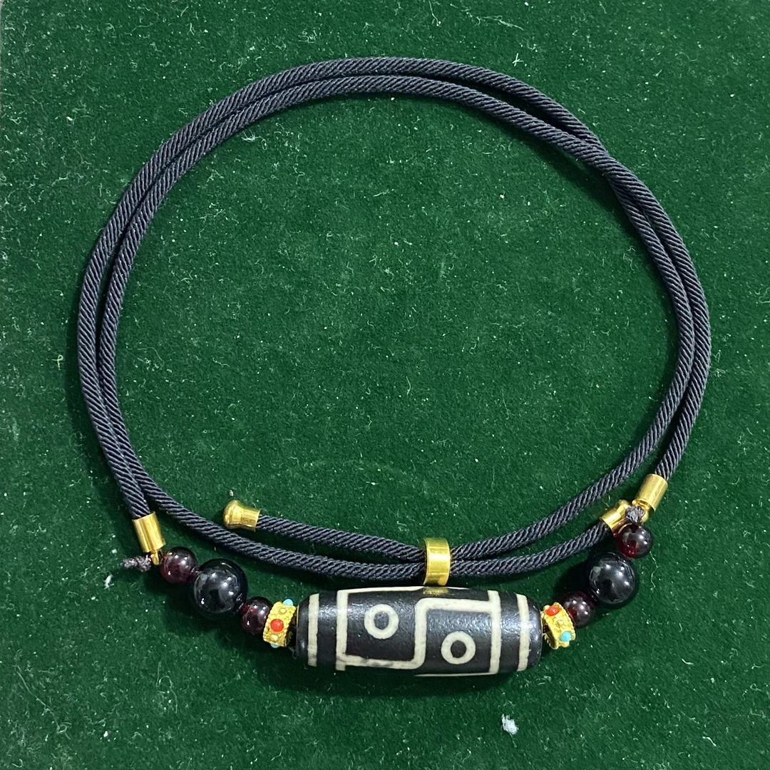 C727手工编织绳 玛瑙珠子吊坠（底色多样，发其一）