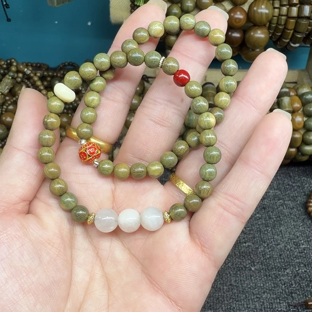 无事牌维腊木（绿檀）