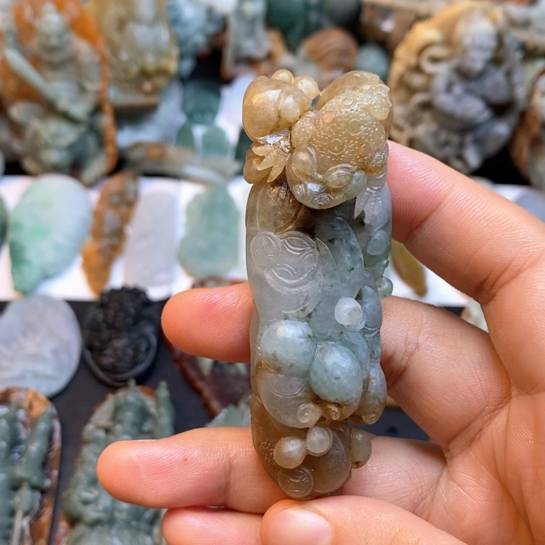 定制翡翠未镶嵌特色93