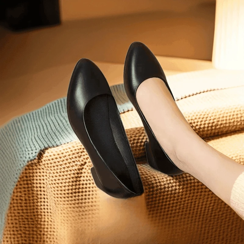 春秋工作上班时尚百搭黑色女士妈妈鞋中老年鞋粗跟耐磨小皮鞋-5