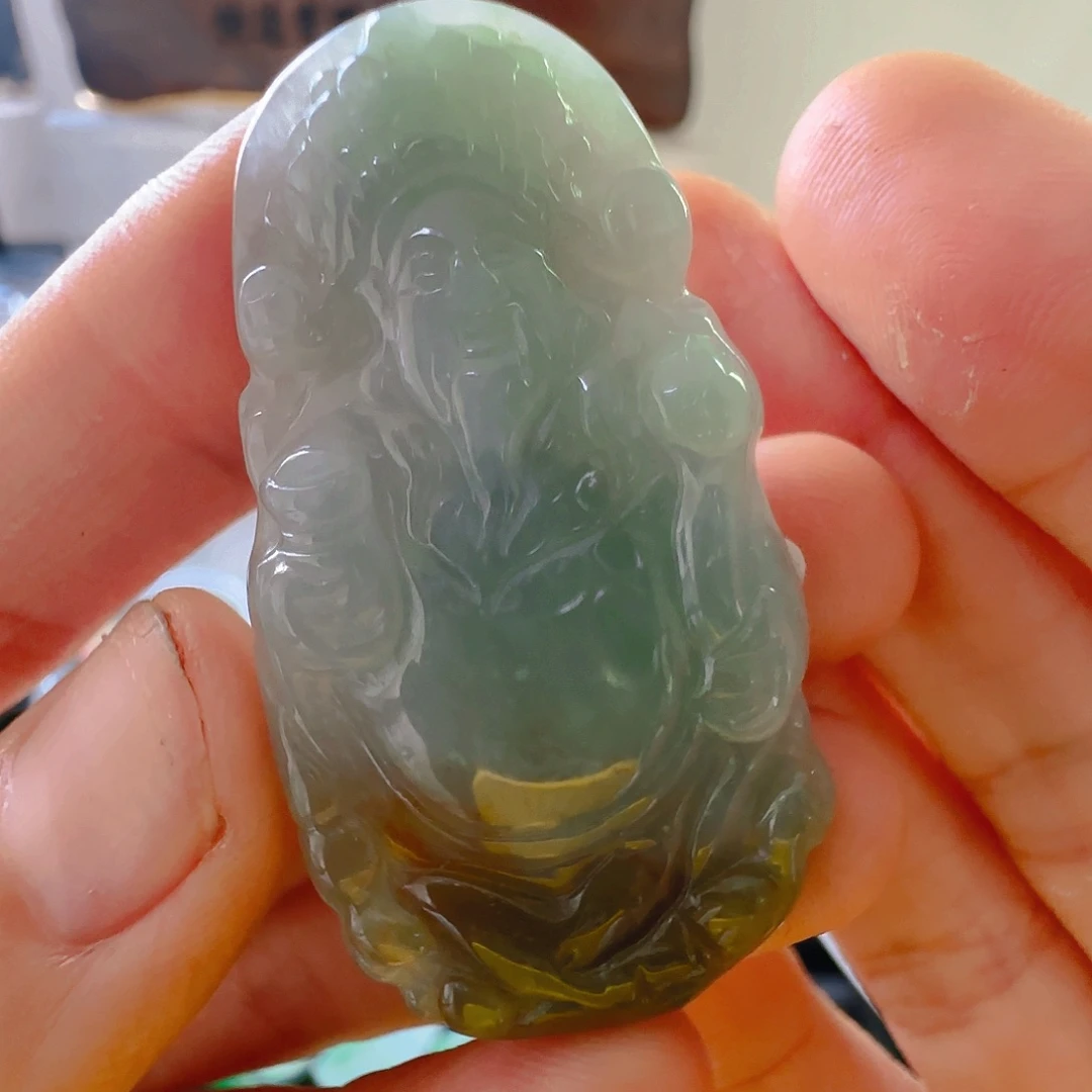 翡翠未镶嵌颈饰翡翠75