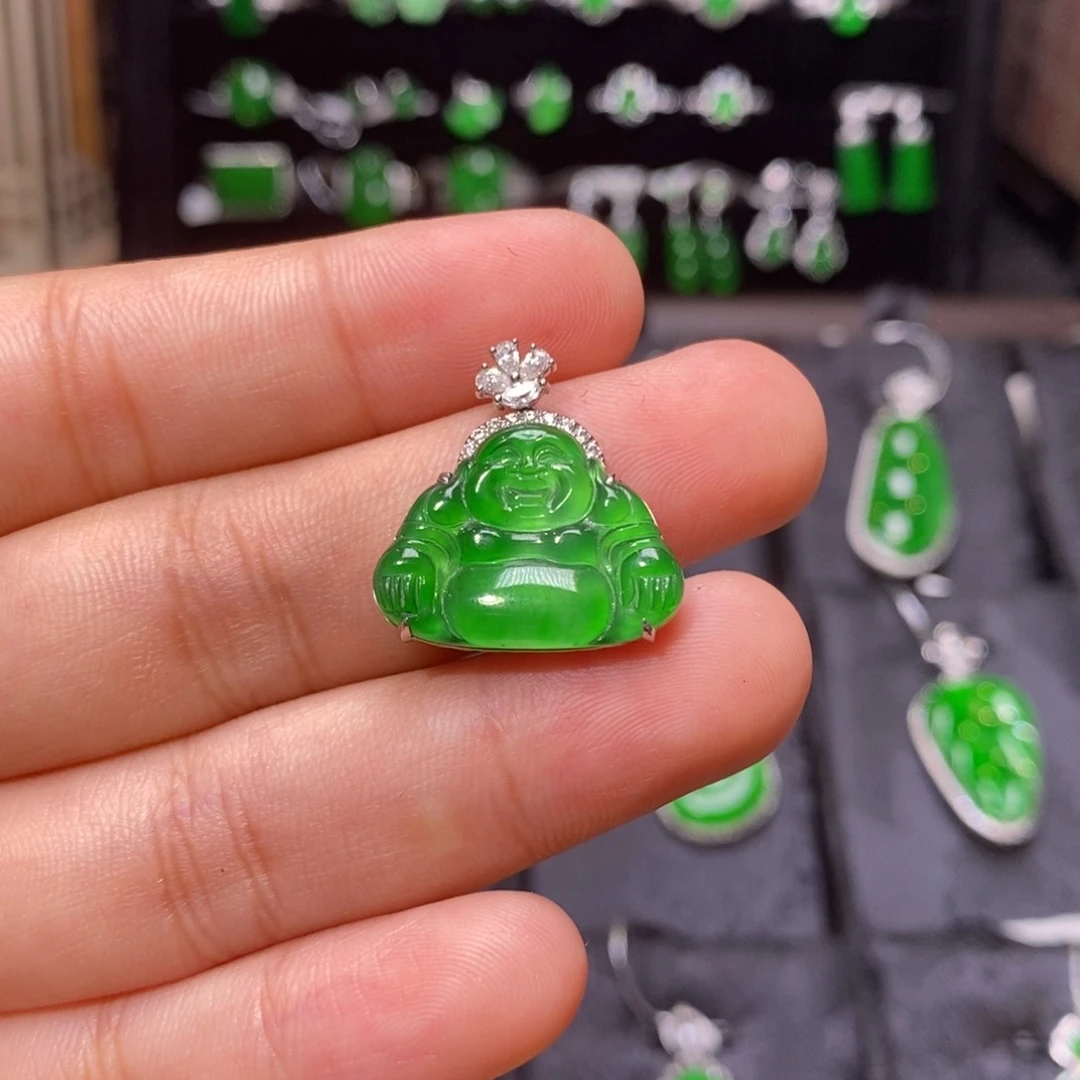 颈饰18K金镶嵌翡翠天然翡翠