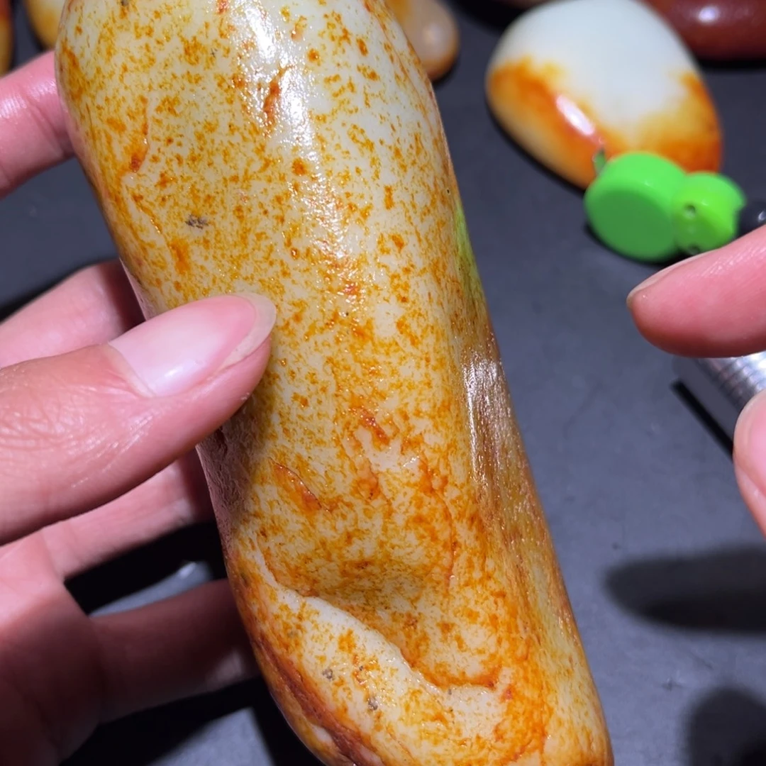 和田玉未镶嵌珠宝奇石