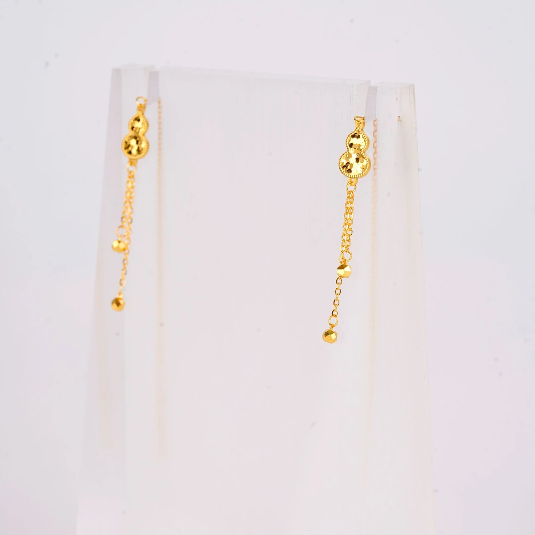 Chow Tai Seng/周大生碎冰冰葫芦带流苏足金耳线 1.85g 114号